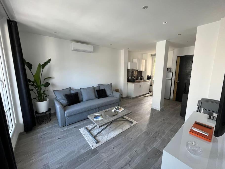 Vue Mer Le Montana Cannes Extérieur photo